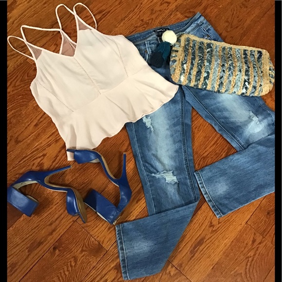 Garage Soft Pink Strappy Ruffle Top Size M - Picture 2 of 16